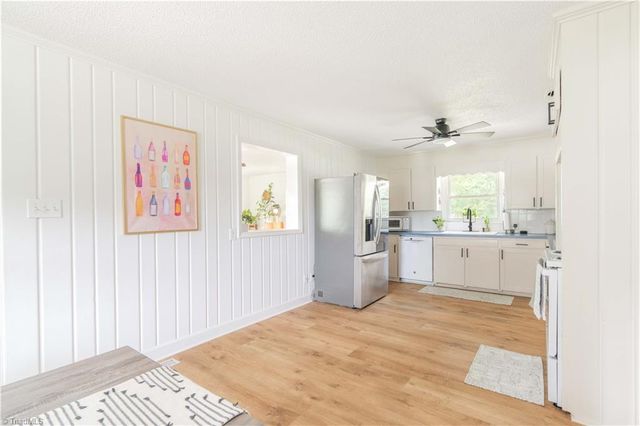 1826 Old Hollow Road, Walkertown, NC 27051