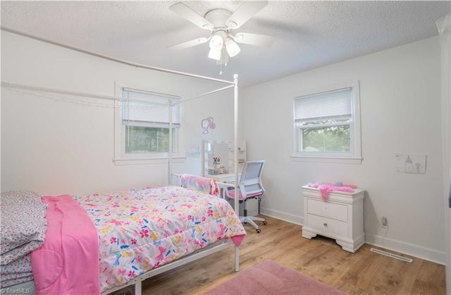 1826 Old Hollow Road, Walkertown, NC 27051