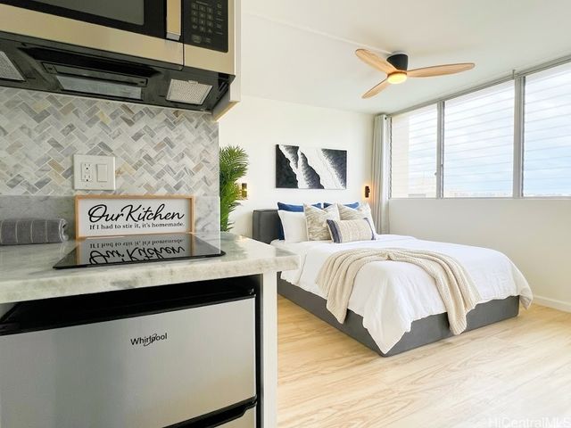 444 Kanekapolei Street 1402, Honolulu, HI 96815