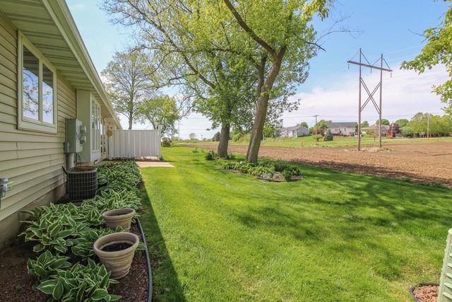 107 Buckingham Court, Cambridge, WI 53523