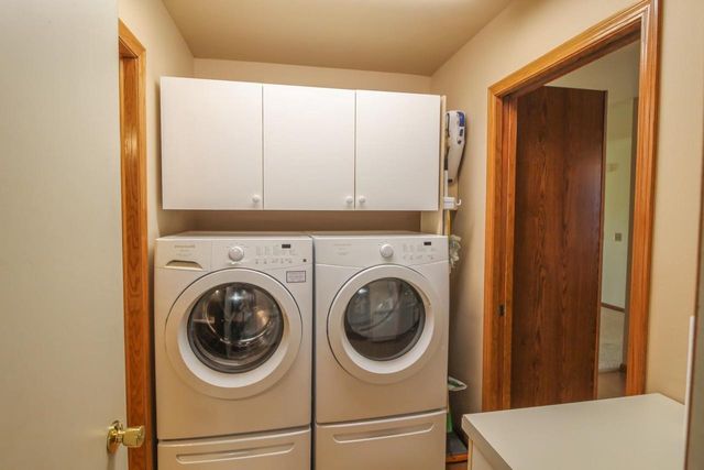 107 Buckingham Court, Cambridge, WI 53523