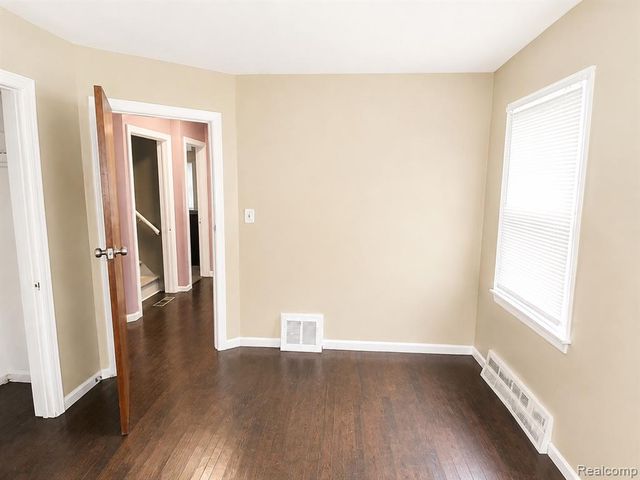19249 Eureka Street, Detroit, MI 48234