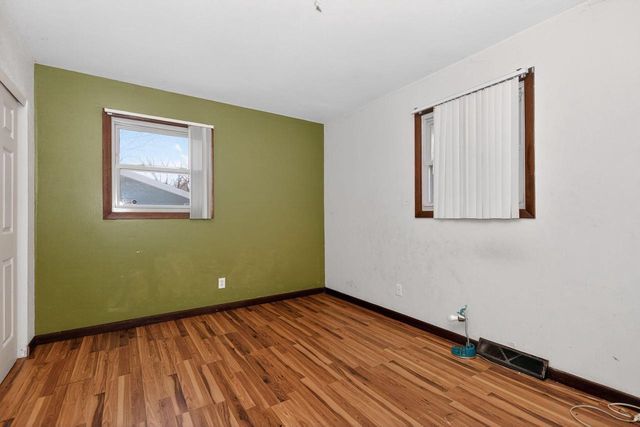 8091 Pingree AVENUE, Milwaukee, WI 53224