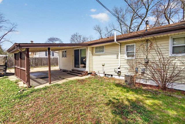 8091 Pingree AVENUE, Milwaukee, WI 53224