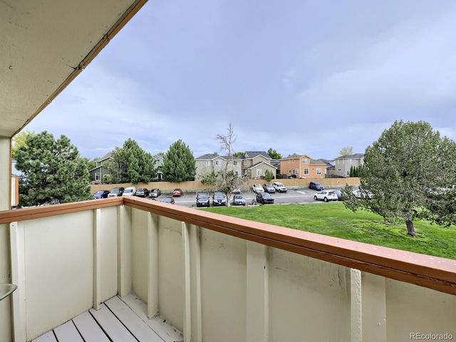 10211 Ura Ln 5-303, Denver, CO 80260