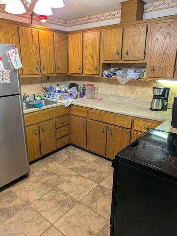 325 Morse Avenue, Stinnett, TX 79083