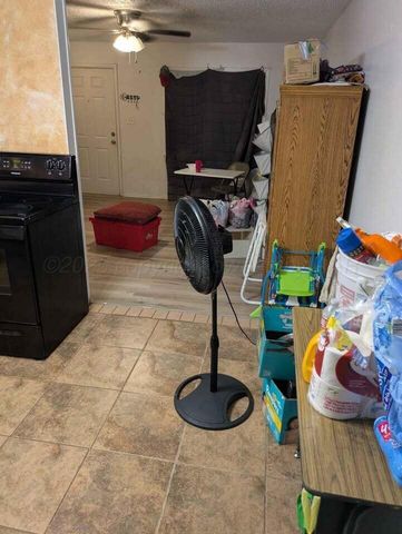 325 Morse Avenue, Stinnett, TX 79083