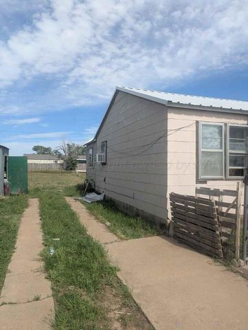 325 Morse Avenue, Stinnett, TX 79083