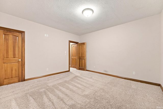 12210 Hawkins Way, Fort Wayne, IN 46814