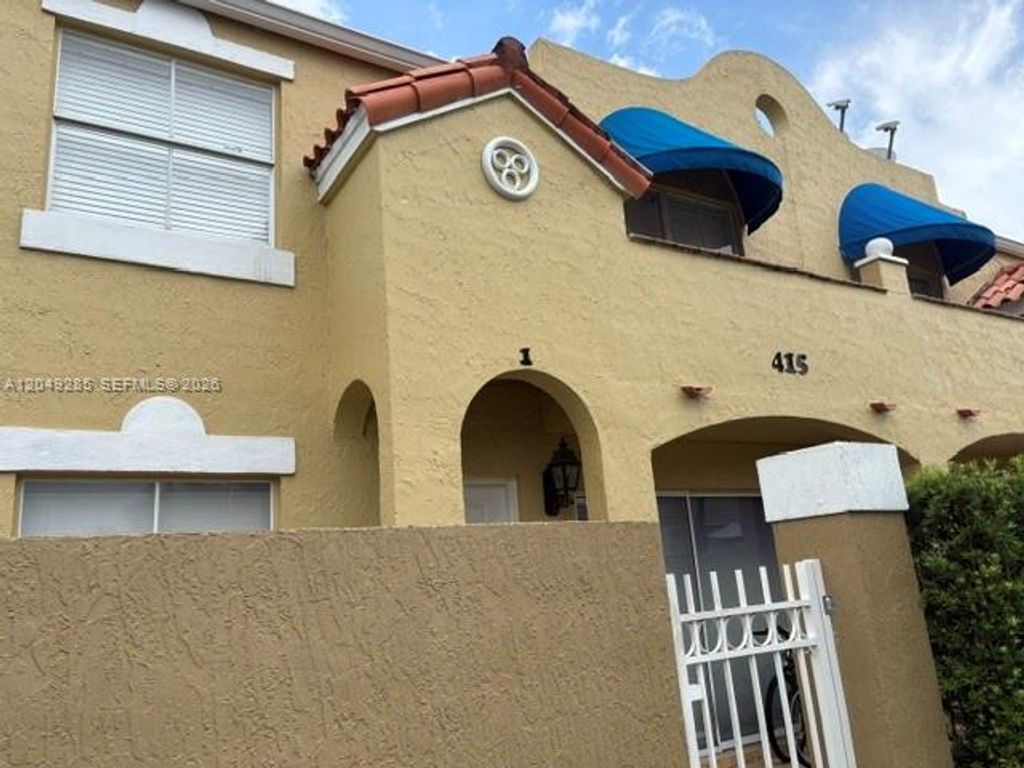 415 NW 85th Place 1701, Miami, FL 33126