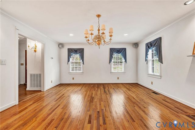 77 Gloucester Ct, Troutville, VA 24175