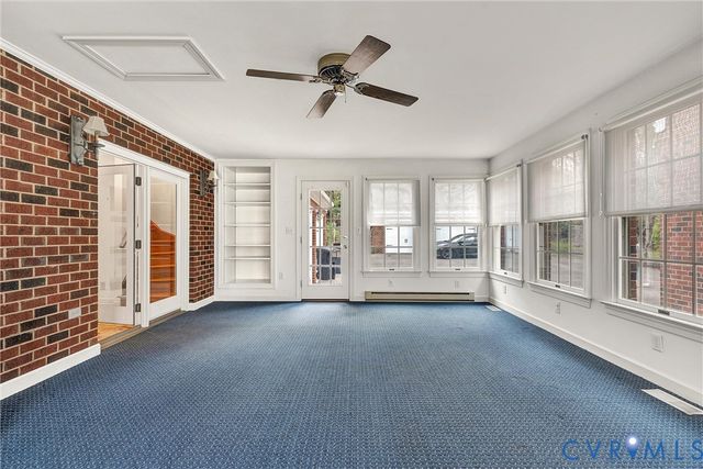 77 Gloucester Ct, Troutville, VA 24175
