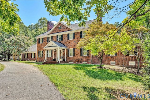 77 Gloucester Ct, Troutville, VA 24175