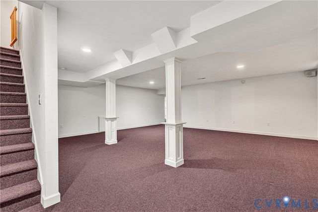 77 Gloucester Ct, Troutville, VA 24175