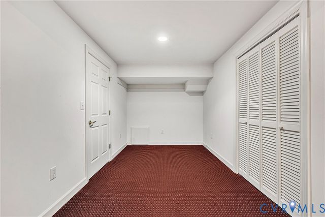 77 Gloucester Ct, Troutville, VA 24175
