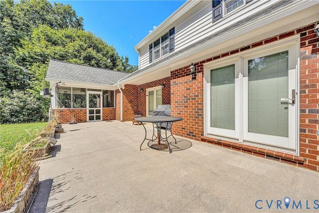 77 Gloucester Ct, Troutville, VA 24175