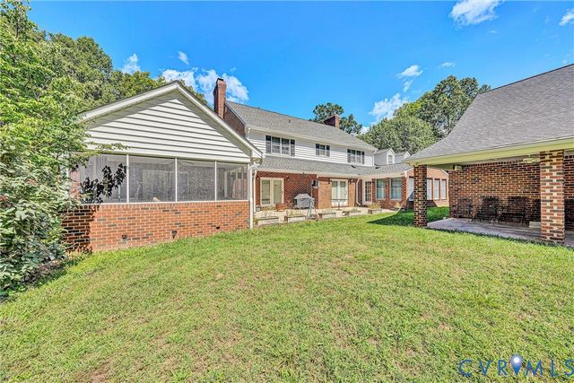 77 Gloucester Ct, Troutville, VA 24175