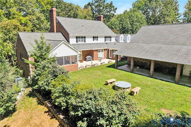 77 Gloucester Ct, Troutville, VA 24175