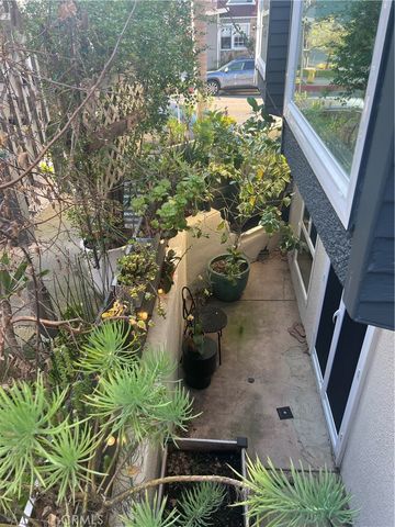 320 12th Street 2, Seal Beach, CA 90740