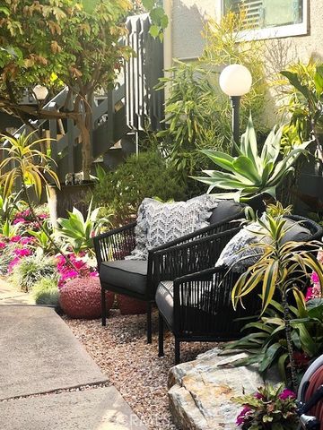 320 12th Street 2, Seal Beach, CA 90740