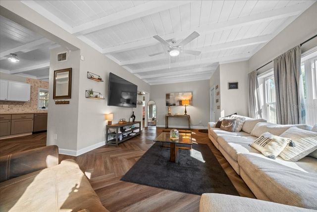 2200 NE 11TH COURT, Ocala, FL 34470