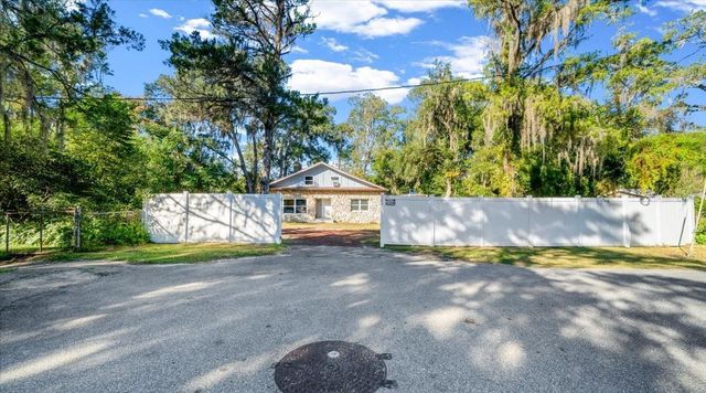 2200 NE 11TH COURT, Ocala, FL 34470