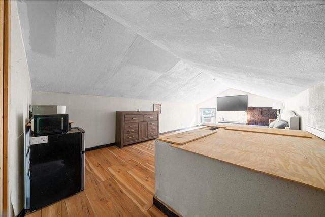 2200 NE 11TH COURT, Ocala, FL 34470