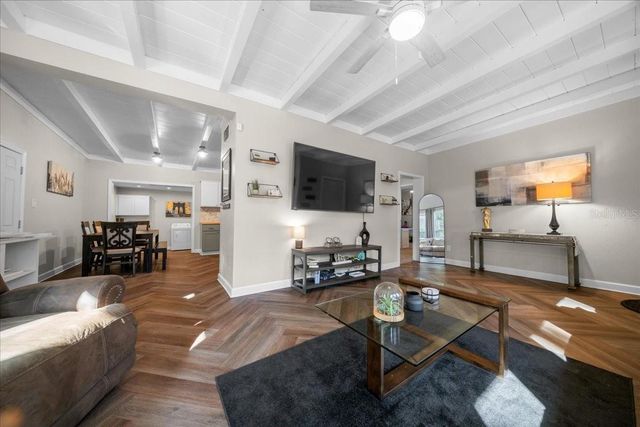 2200 NE 11TH COURT, Ocala, FL 34470