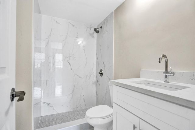 701 Pine Drive 104, Pompano Beach, FL 33060