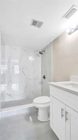 701 Pine Drive 104, Pompano Beach, FL 33060