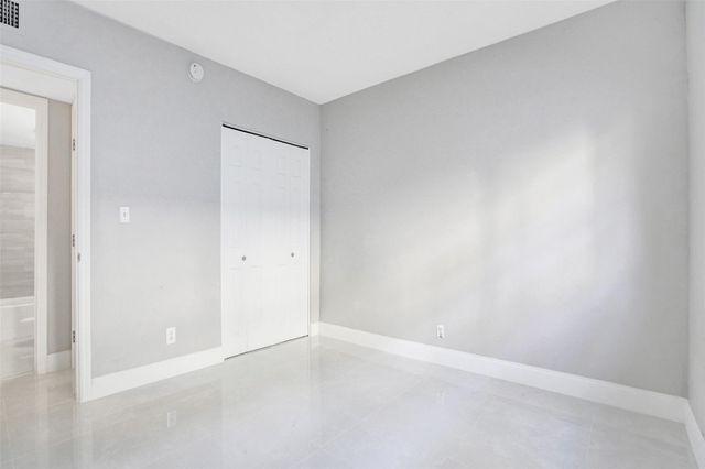 701 Pine Drive 104, Pompano Beach, FL 33060