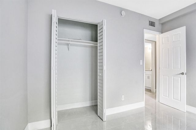 701 Pine Drive 104, Pompano Beach, FL 33060