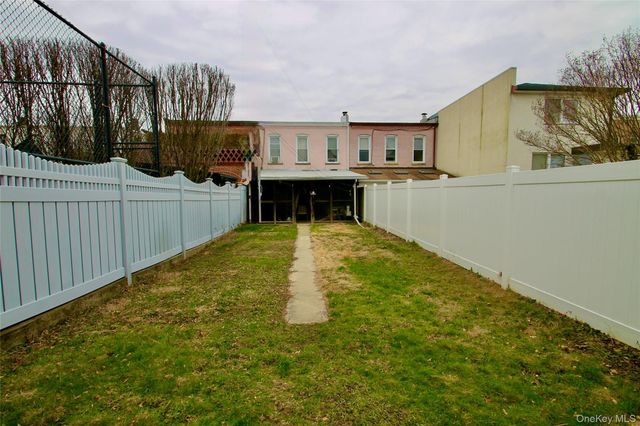 6622 79th Place, Middle Village, NY 11379