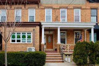 6622 79th Place, Middle Village, NY 11379