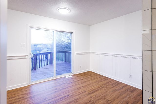 3732 SE Fremont St, Topeka, KS 66609