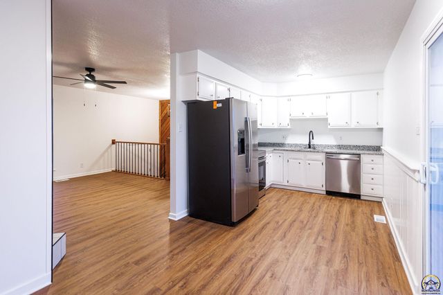 3732 SE Fremont St, Topeka, KS 66609