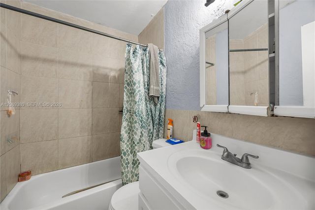 1947 SW 63rd Terrace, North Lauderdale, FL 33068