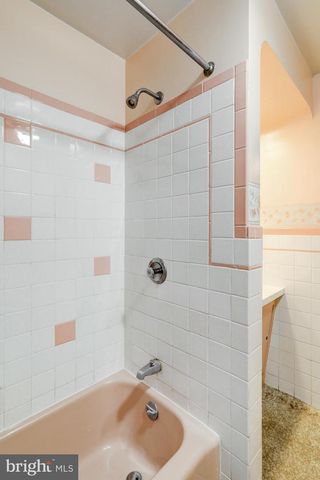 1907 ROBINDALE AVE, Lancaster, PA 17601