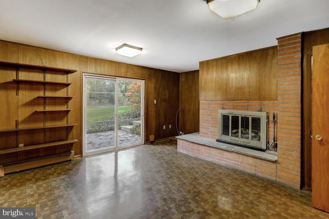 1907 ROBINDALE AVE, Lancaster, PA 17601