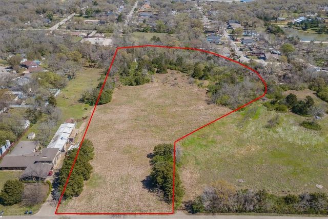 930 N Prairie Creek Road, Dallas, TX 75217