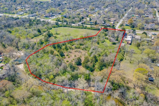 930 N Prairie Creek Road, Dallas, TX 75217