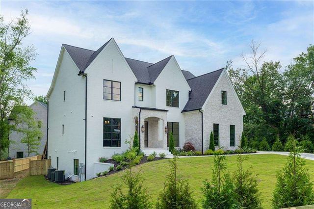 290 Christopher Robin Road, Alpharetta, GA 30005