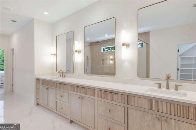 290 Christopher Robin Road, Alpharetta, GA 30005