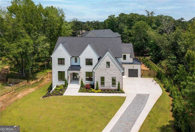290 Christopher Robin Road, Alpharetta, GA 30005