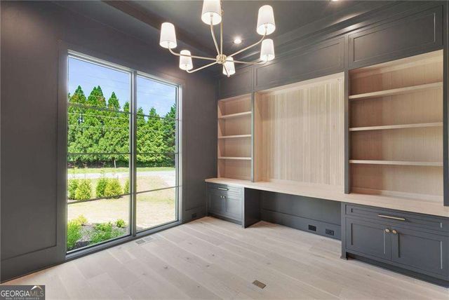 290 Christopher Robin Road, Alpharetta, GA 30005