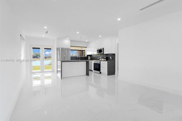 12840 SW 268th St, Homestead, FL 33032