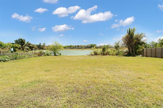 12840 SW 268th St, Homestead, FL 33032