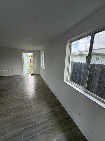3515-3517 SW 91st Ave, Miami, FL 33165
