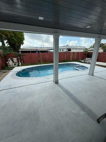 3515-3517 SW 91st Ave, Miami, FL 33165
