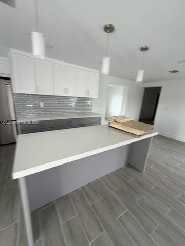 3515-3517 SW 91st Ave, Miami, FL 33165